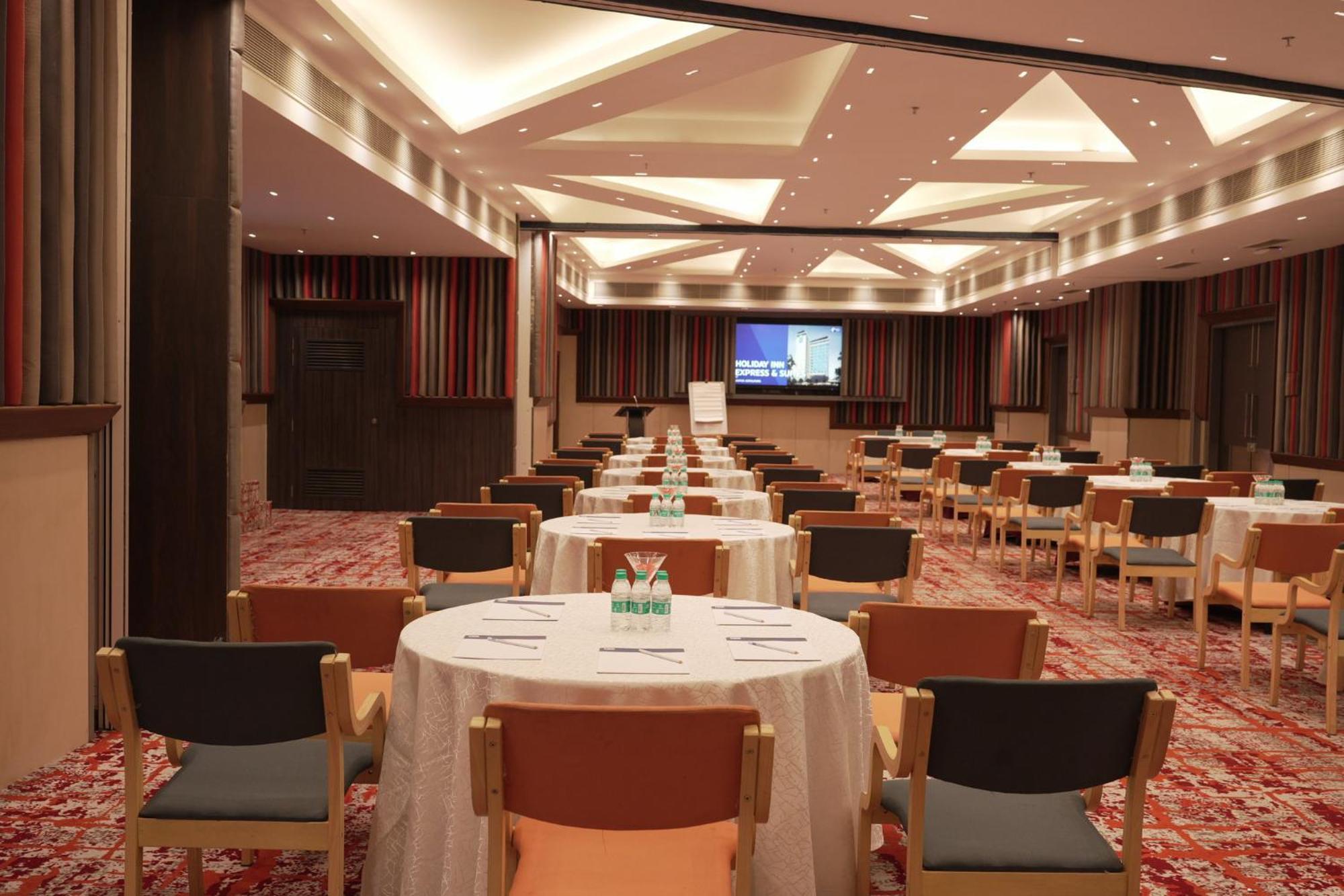 Holiday Inn Express & Suites Jaipur Gopalpura Zewnętrze zdjęcie